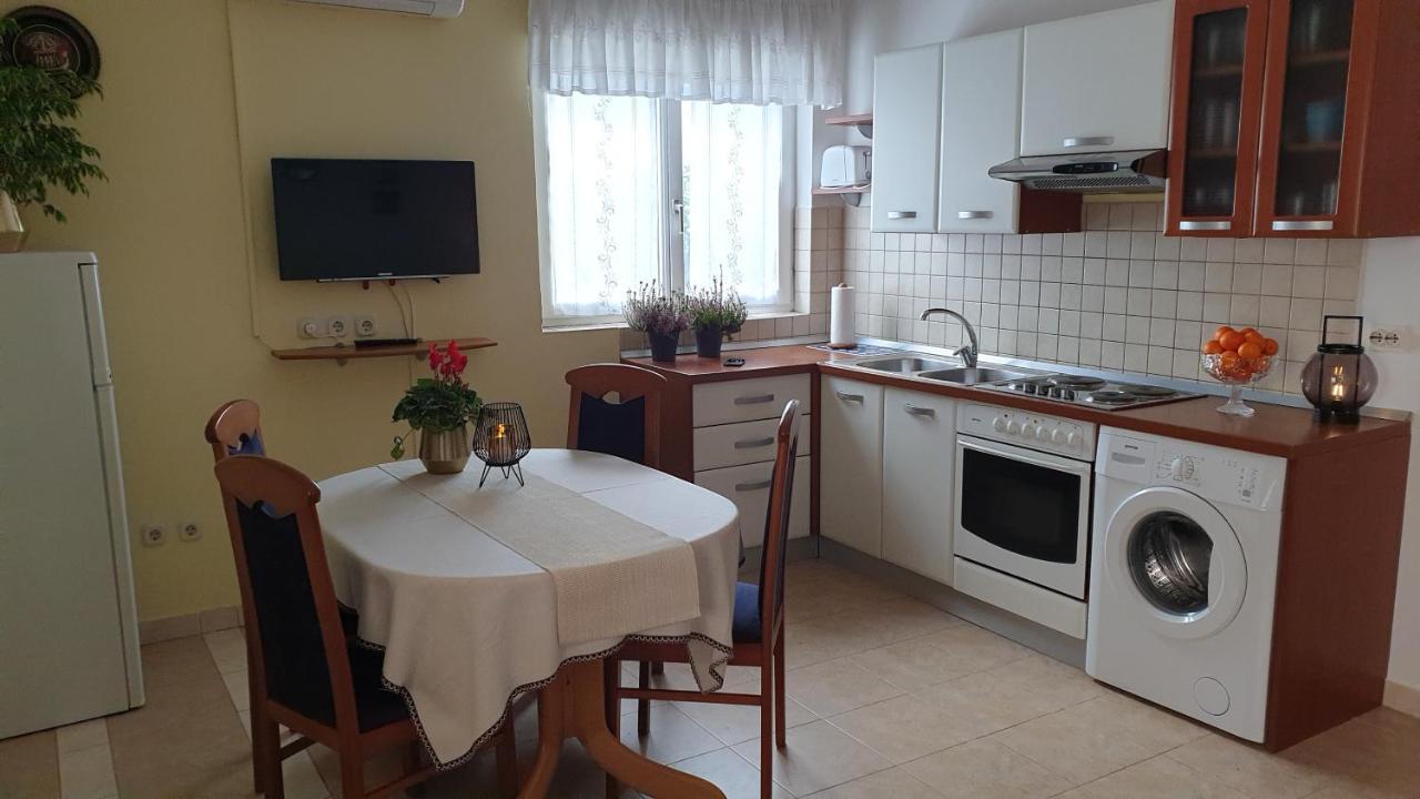 Apartments Aurora Borik Zadar Extérieur photo